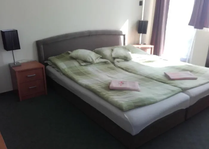 Bed & Breakfast Domino Panzio